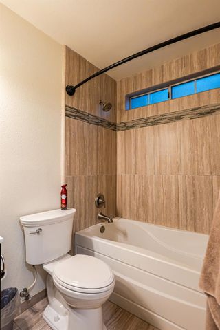 5427 N Aurora Avenue, Fresno, CA 93722