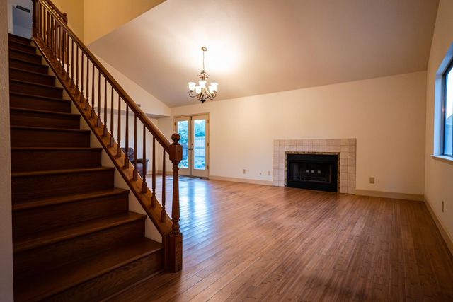 5427 N Aurora Avenue, Fresno, CA 93722