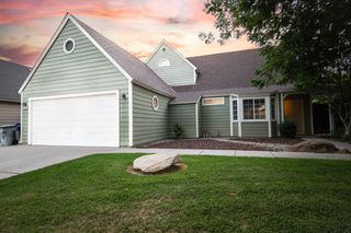 5427 N Aurora Avenue, Fresno, CA 93722