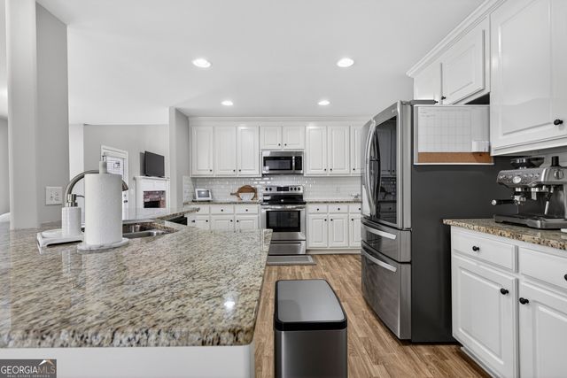 205 Arbor Way, Bethlehem, GA 30620