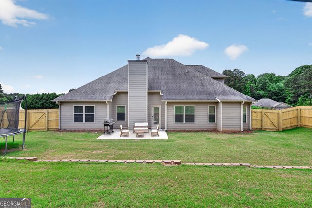 205 Arbor Way, Bethlehem, GA 30620