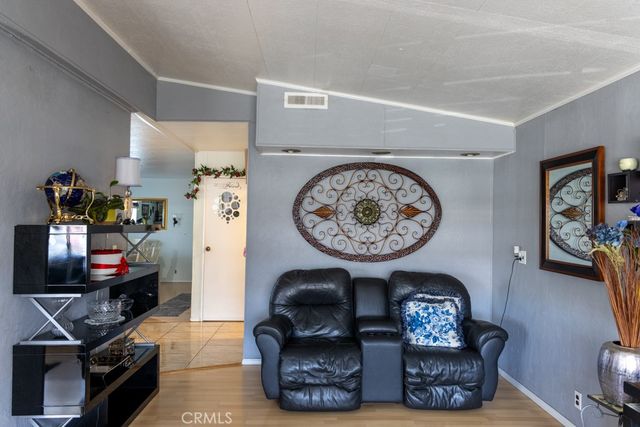 2601 E Victoria 211, Compton, CA 90220