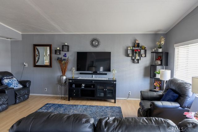 2601 E Victoria 211, Compton, CA 90220