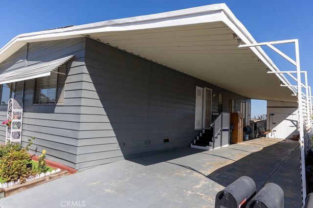 2601 E Victoria 211, Compton, CA 90220