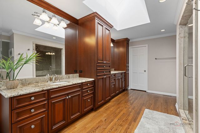 1541 Heritage Court, Lake Forest, IL 60045