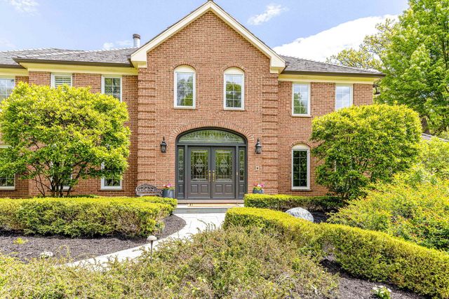 1541 Heritage Court, Lake Forest, IL 60045