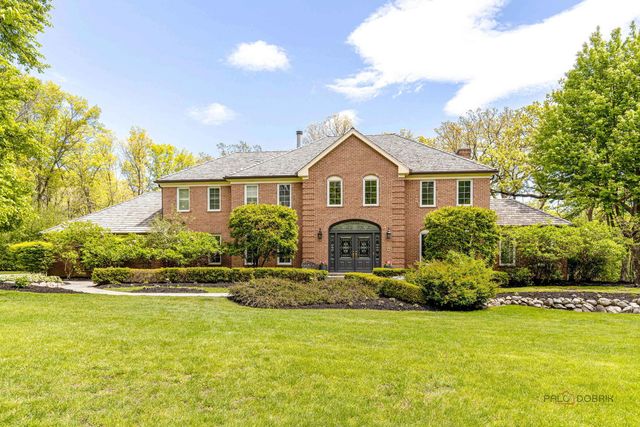 1541 Heritage Court, Lake Forest, IL 60045