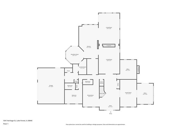 1541 Heritage Court, Lake Forest, IL 60045