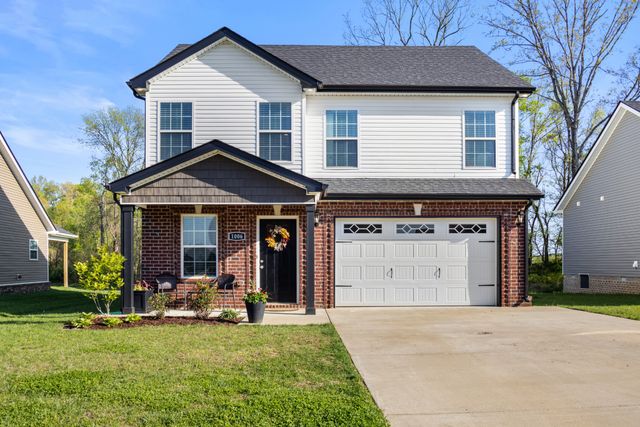 1006 Whitney Dr, Clarksville, TN 37042