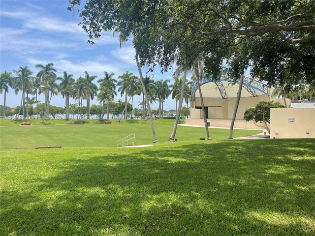 255 Evernia Street 616, West Palm Beach, FL 33401