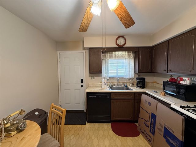 435 Cedarville St, Bloomfield, PA 15224