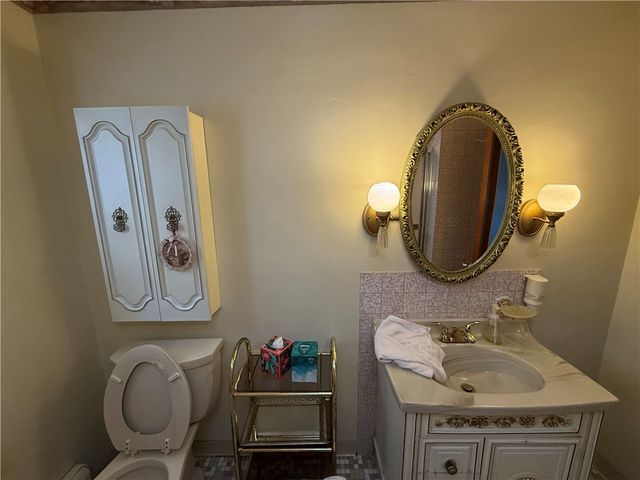 435 Cedarville St, Bloomfield, PA 15224