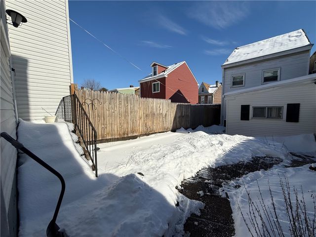 435 Cedarville St, Bloomfield, PA 15224