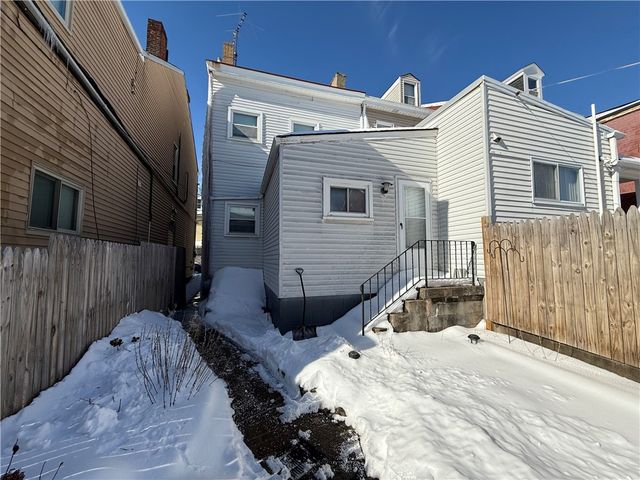 435 Cedarville St, Bloomfield, PA 15224