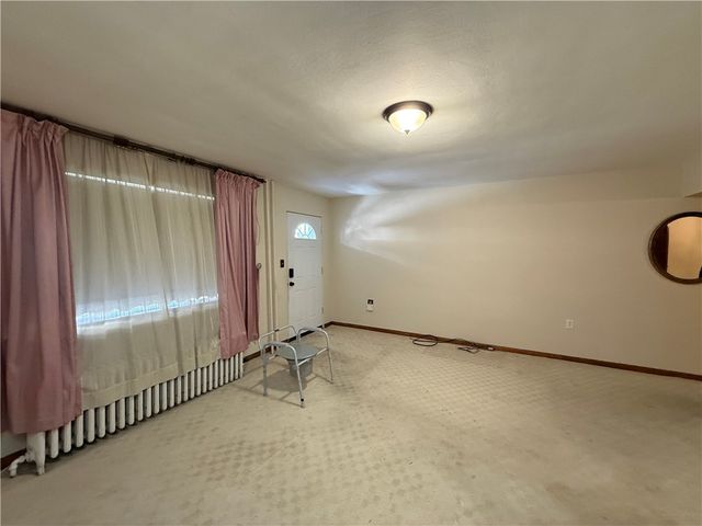 435 Cedarville St, Bloomfield, PA 15224