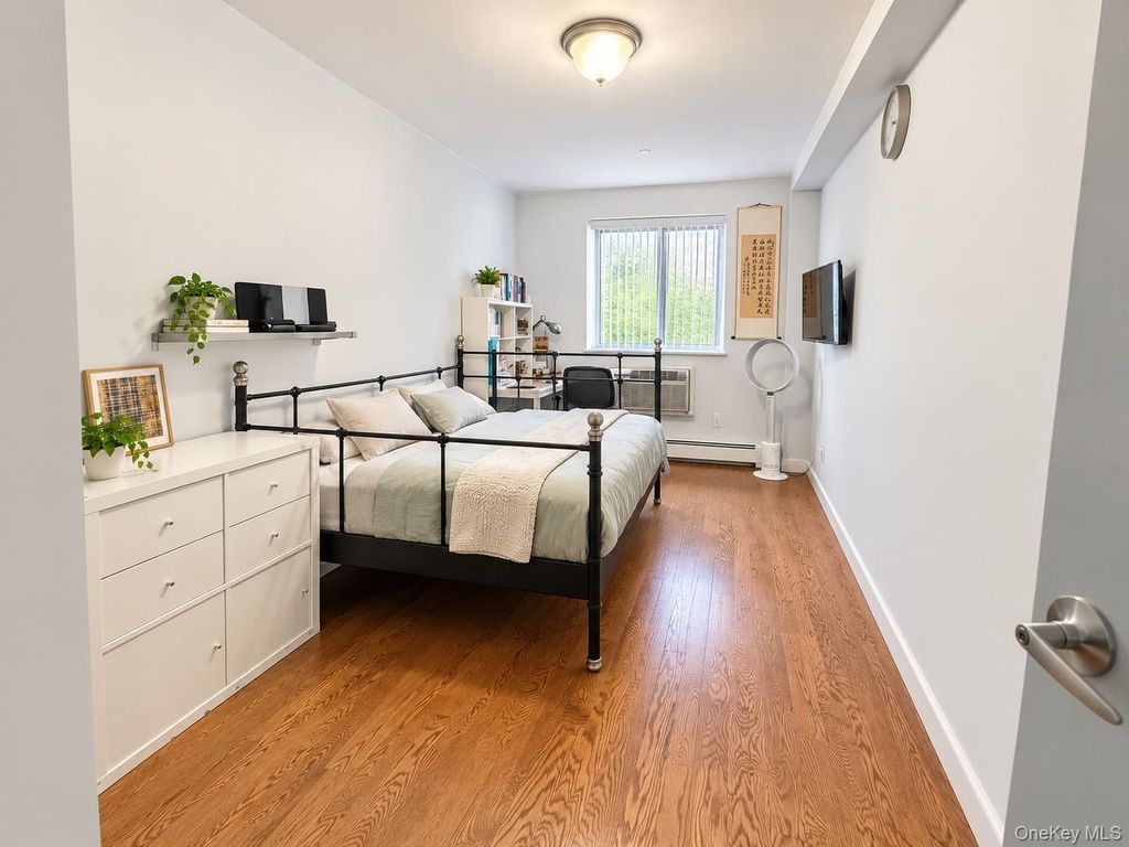 7836 46th Avenue 3D, Elmhurst, NY 11373 — photo 5