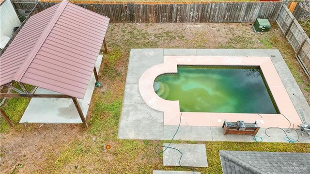 604 N Edgewood Avenue, Edinburg, TX 78541