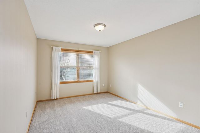 15148 Beechwood Avenue, Clive, IA 50325