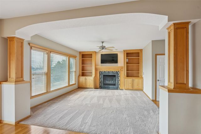 15148 Beechwood Avenue, Clive, IA 50325