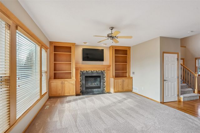 15148 Beechwood Avenue, Clive, IA 50325