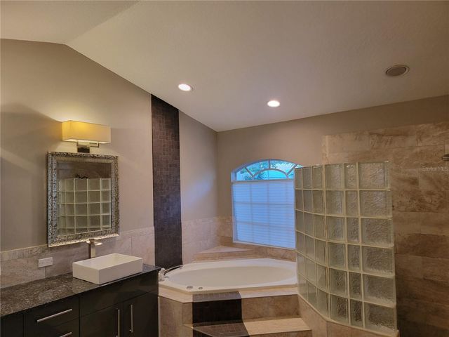 1474 LONGOAK DRIVE S, Lakeland, FL 33811