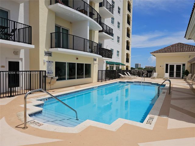 1627 SW 37th Avenue 803, Miami, FL 33145