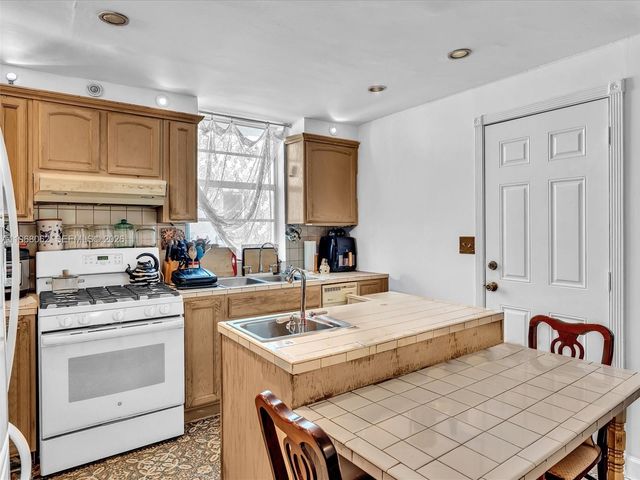 503 12th St 5, Miami Beach, FL 33139