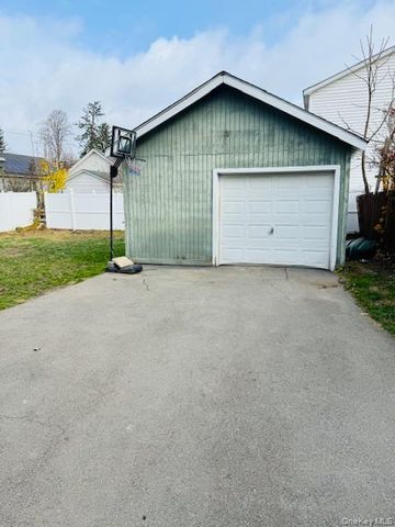 25 Pine Street, Port Jervis, NY 12771