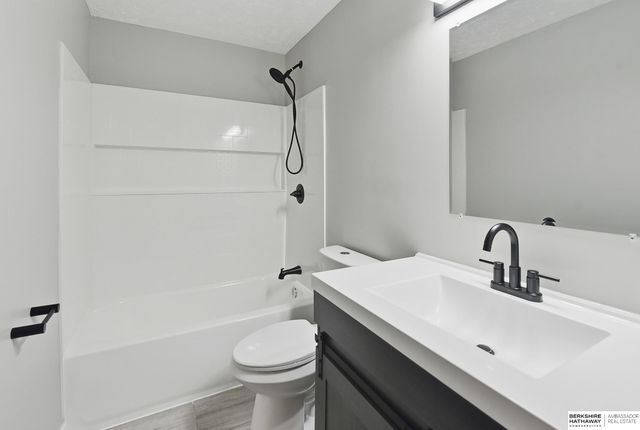 14908 Echo Hills Drive, Omaha, NE 68138