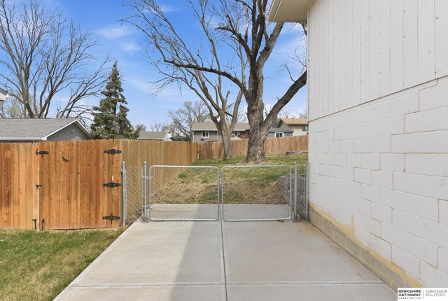 14908 Echo Hills Drive, Omaha, NE 68138