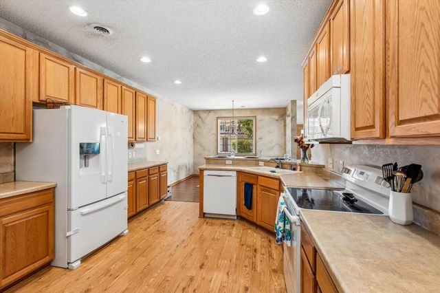 17157 Monroe Street NW, Elk River, MN 55330
