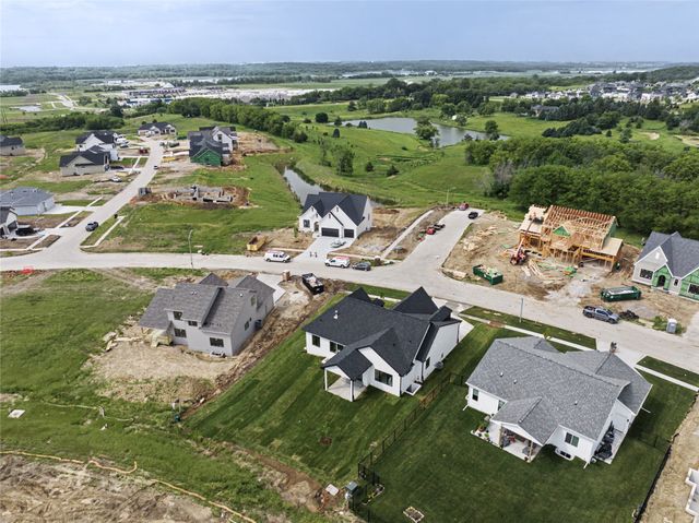 8435 Longmeadow Lane, West Des Moines, IA 50266