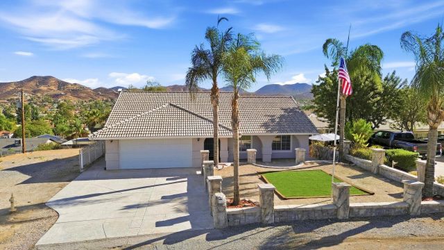 23449 Casa Bonita, Menifee, CA 92587