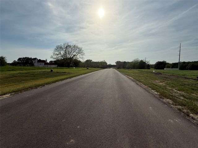 235 Wildflower Way, Dodd City, TX 75438