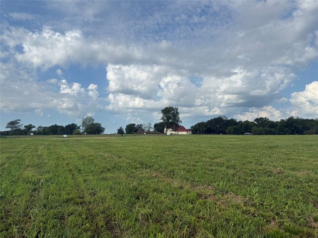 235 Wildflower Way, Dodd City, TX 75438