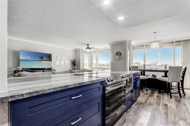 644 ISLAND WAY 101, Clearwater Beach, FL 33767