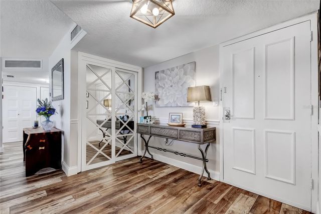 644 ISLAND WAY 101, Clearwater Beach, FL 33767