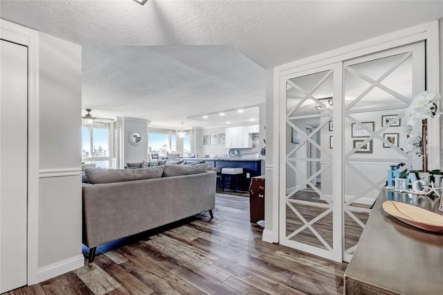 644 ISLAND WAY 101, Clearwater Beach, FL 33767