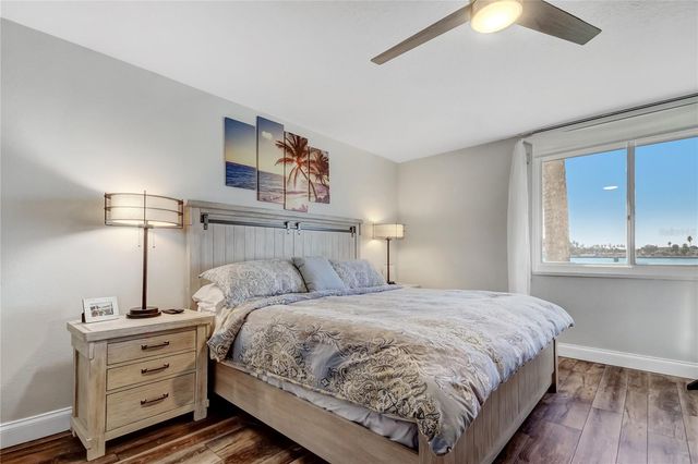 644 ISLAND WAY 101, Clearwater Beach, FL 33767