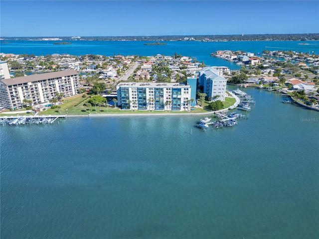 644 ISLAND WAY 101, Clearwater Beach, FL 33767