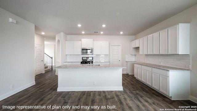 20822 Stonework Spur, San Antonio, TX 78266