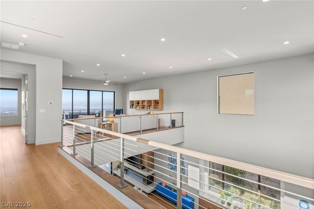 571 Overlook Rim Drive, Henderson, NV 89012