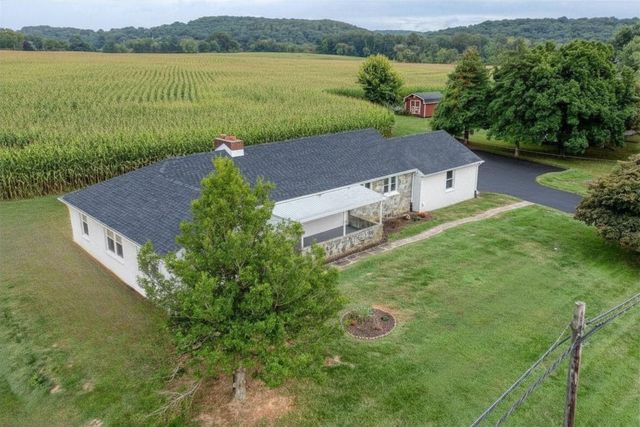 725 MARTICVILLE RD, Pequea, PA 17565