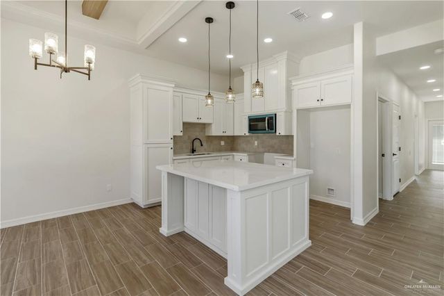 215 S 17th Street, Donna, TX 78537