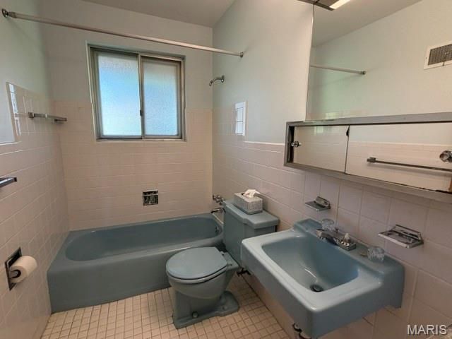 3006 Rodapa Drive, Mehlville, MO 63125