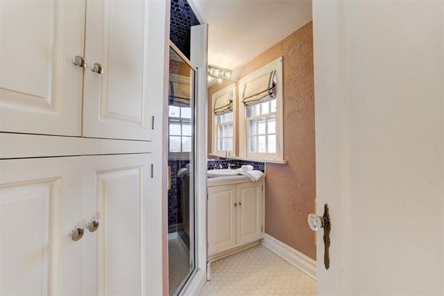 412 NW 35th Street, Oklahoma City, OK 73118