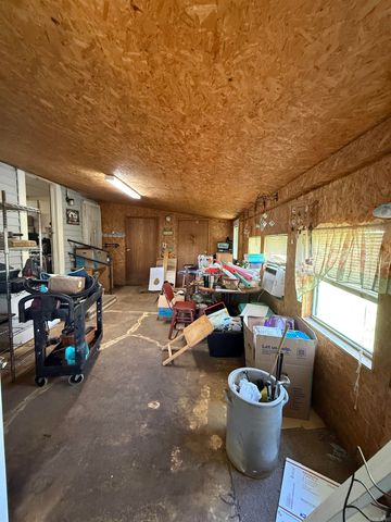 813 Eaton St, Corning, AR 72422