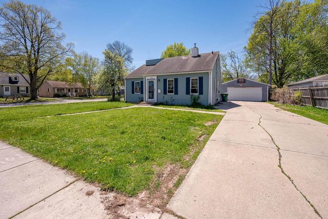 1139 BADGER STREET, Green Bay, WI 54303