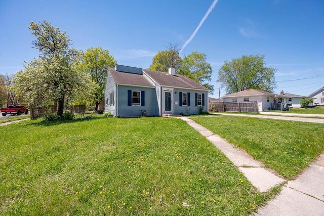 1139 BADGER STREET, Green Bay, WI 54303