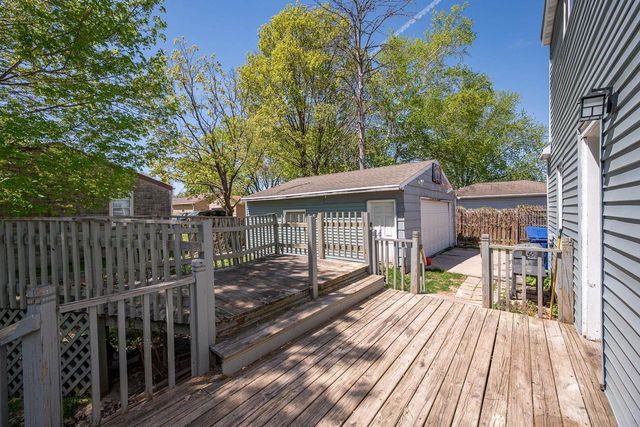 1139 BADGER STREET, Green Bay, WI 54303